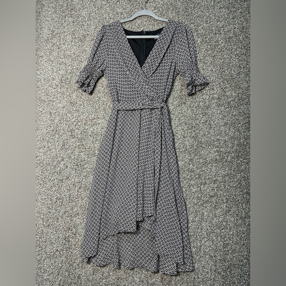 NWT Tommy Hilfiger Faux Wrap Short Sleeve Chiffon Dress Size 8 - Picture 5 of 9